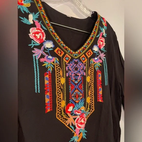 Embroidered Colorful Bold Floral Women's Blouse Shirt Black V-Neck Southwestern - Picture 10 of 16